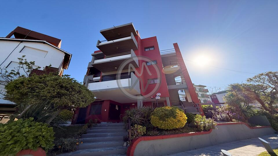Departamento Edificio "Capitan"