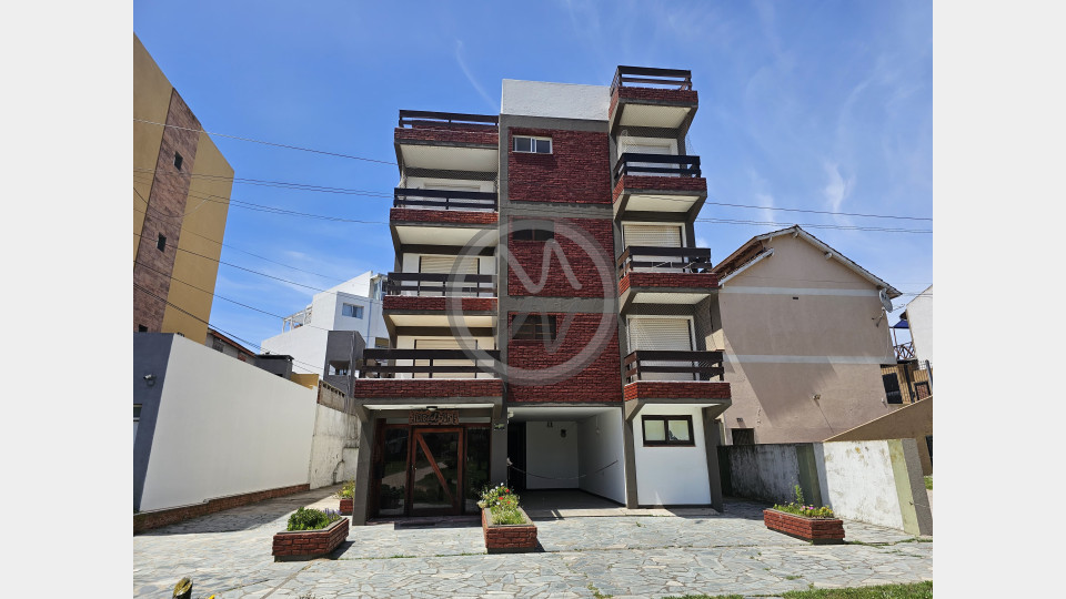 Departamento Edificio "Diez al sur"