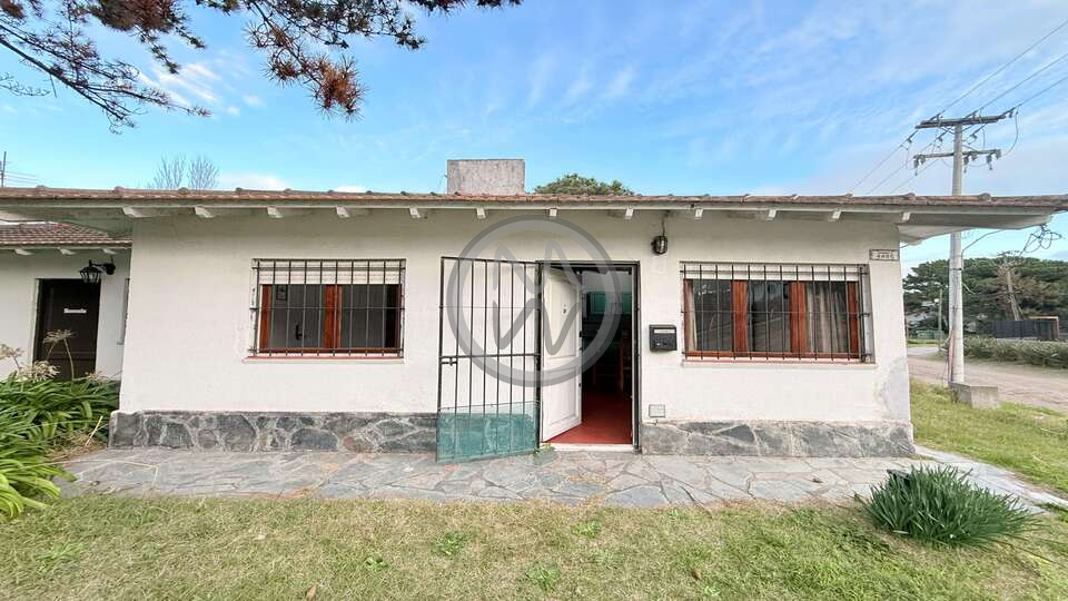 PH Ph de 3 amb. en Avenida 4 y Paseo 144 bis  en:Villa Gesell, zona:Sur