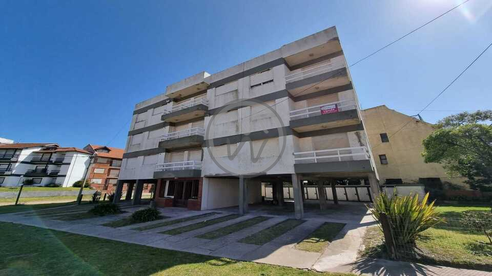 Departamento Edificio "Tiburon"