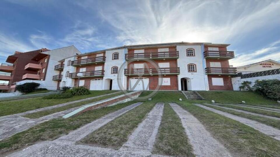 Departamento Edificio "Pec-ter"  en: Villa Gesell , zona: Muelle