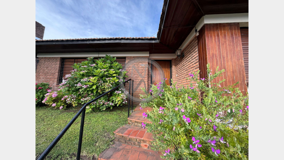 Duplex Dúplex de 4 amb con dependencia