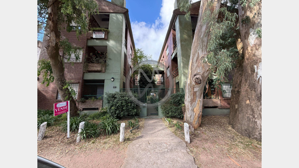 Departamento Depto 3 Amb c/cochera