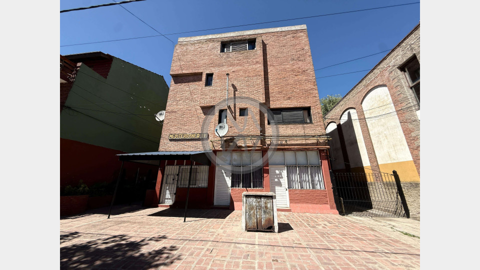 Departamento Edificio "Mediterraneo IV"