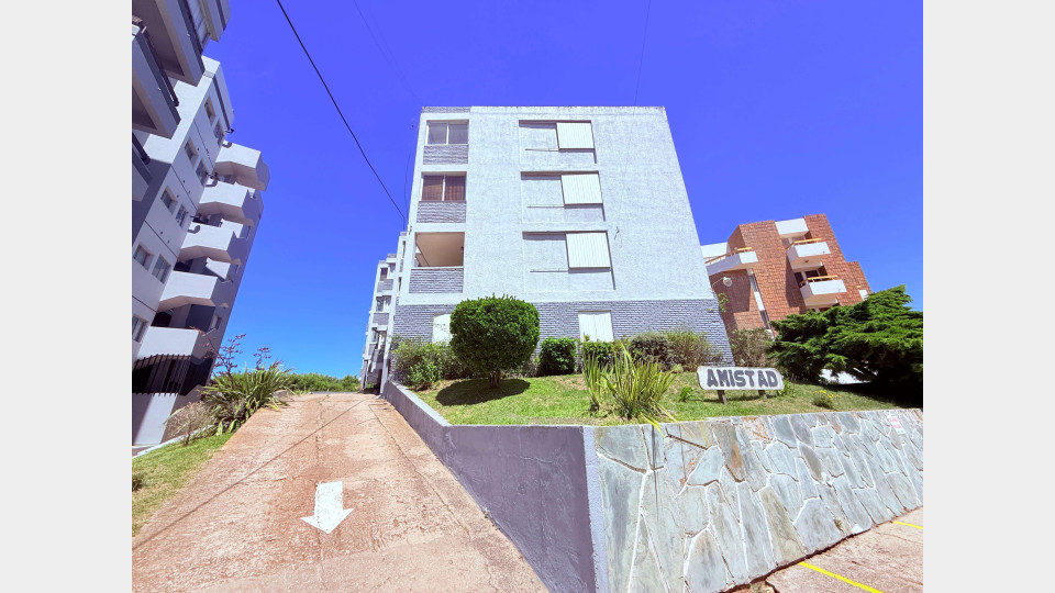 Departamento Edificio "Amistad"