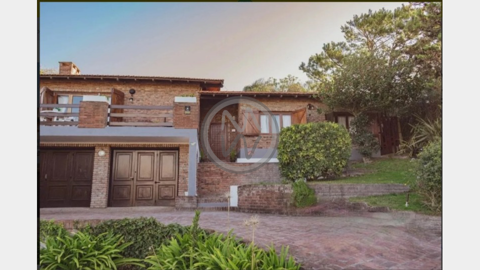 Chalet Chalet 8 pax " Marejada" Alquiler 8 pax en:Villa Gesell, zona:Sur